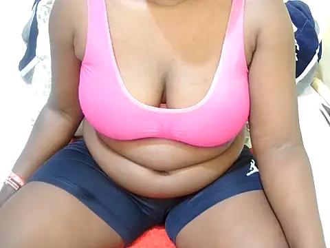 Snapshot of just_lela chatting on June 2026 09:05:01 PM just lela online show from June 2026 09:05:01 PM
