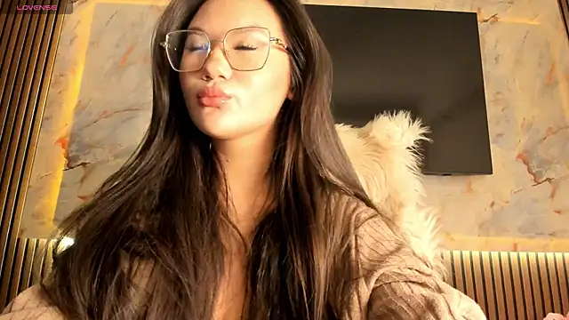 sally 009 online show from November 2025 05:03:01 AM