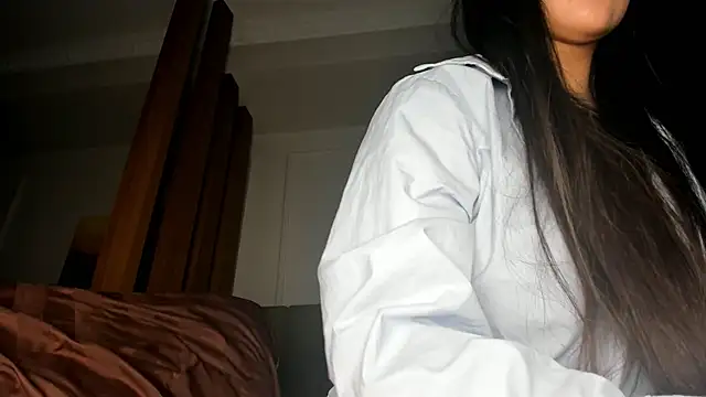 sally 009 online show from March 2026 02:43:02 AM