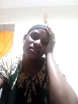 Snapshot of hairy_pussy4 chatting on December 2025 04:39:02 AM hairy pussy4 online show from December 2025 04:39:02 AM