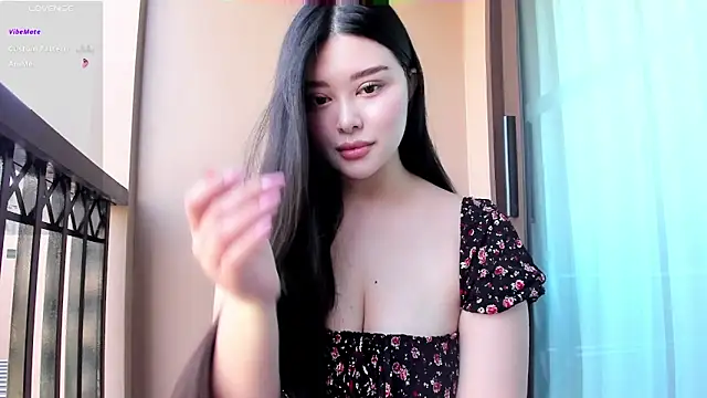 Snapshot of tenderlybaee chatting on February 2025 03:16:02 AM tenderlybaee online show from February 2025 03:16:02 AM