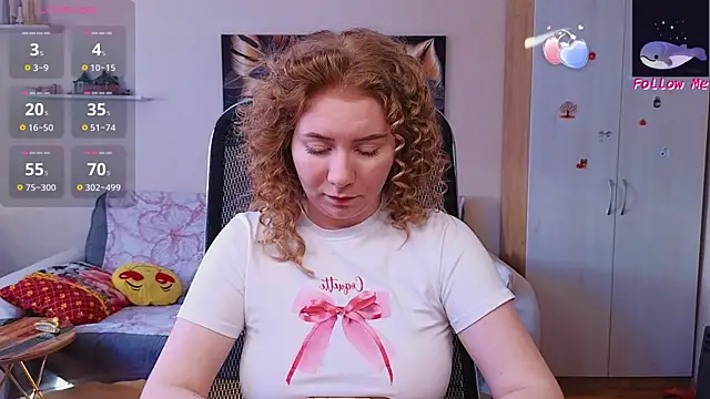 Snapshot of D0nna_ chatting on October 2025 11:02:02 AM D0nna online show from October 2025 11:02:02 AM