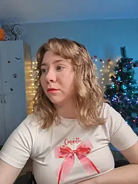 D0nna  online show from December 2025 12:24:02 AM