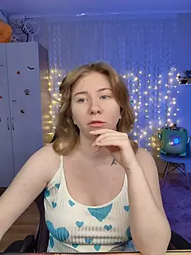 D0nna  online show from February 2026 04:51:02 PM