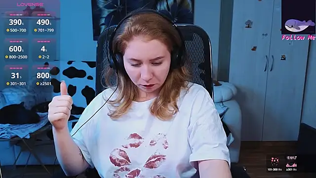 Snapshot of D0nna_ chatting on October 2025 09:59:01 PM D0nna online show from October 2025 09:59:01 PM