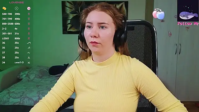 Snapshot of D0nna_ chatting on September 2025 05:35:01 PM D0nna online show from September 2025 05:35:01 PM