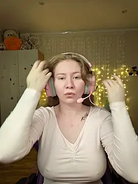 D0nna  online show from March 2026 07:14:01 PM