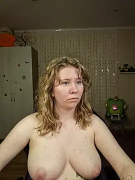 D0nna  online show from March 2026 11:10:02 PM