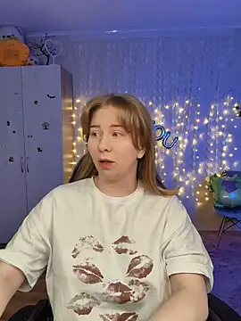 D0nna  online show from February 2026 08:09:02 PM