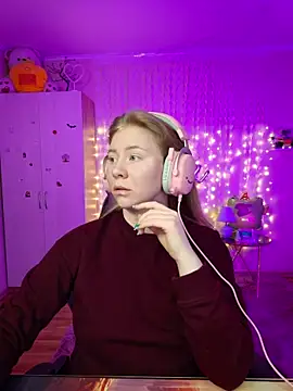 D0nna  online show from March 2026 10:55:01 PM