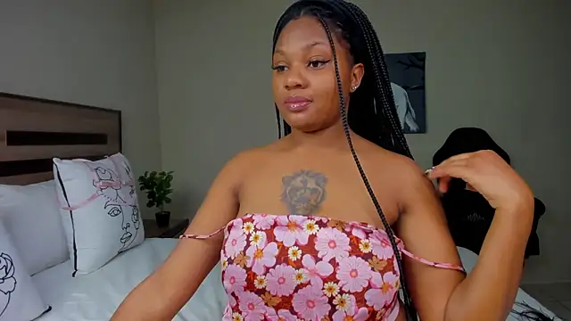 Renee-18 online show from September 2025 11:18:02 PM