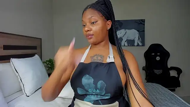 Renee-18 online show from November 2025 11:04:02 PM