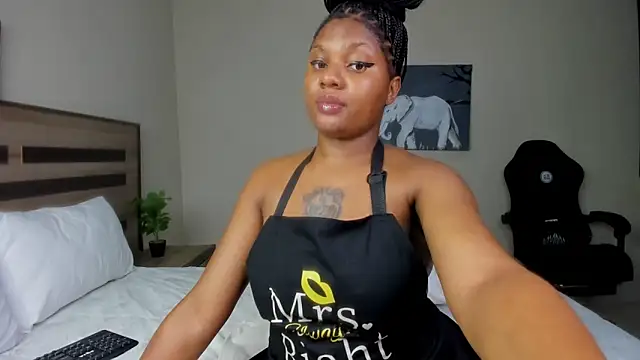 Renee-18 online show from February 2025 10:42:01 PM