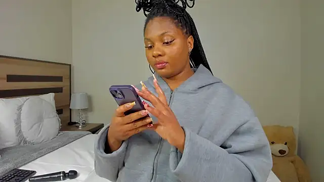 Renee-18 online show from May 2026 11:35:01 PM