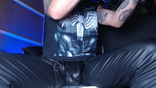 Dicaprioo  online show from October 2025 05:58:02 PM