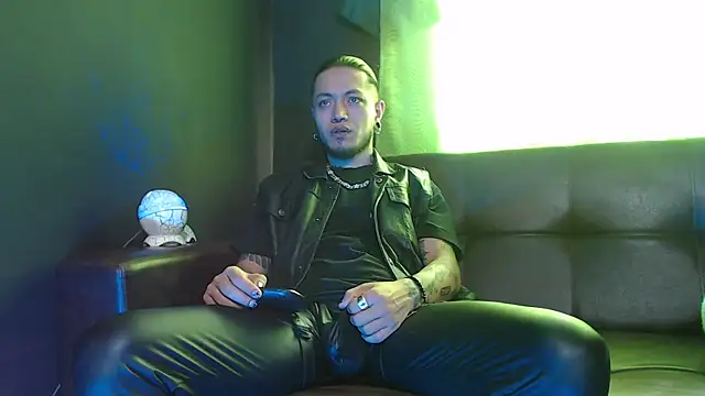 Dicaprioo  online show from May 2026 01:47:01 PM