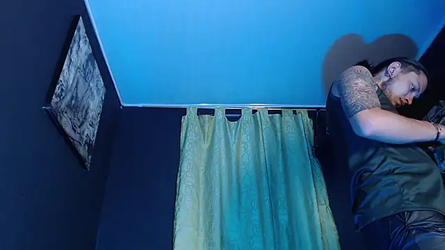 Dicaprioo  online show from April 2026 05:42:02 AM