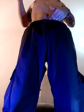 Dicaprioo  online show from March 2026 03:50:02 PM