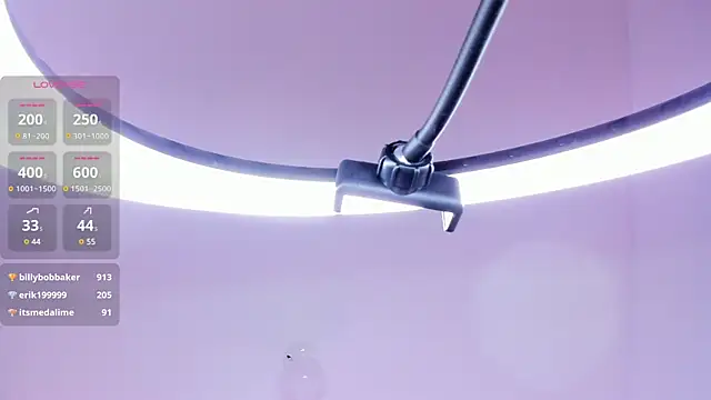 Snapshot of Emily_roux chatting on March 2025 11:53:02 PM Emily roux online show from March 2025 11:53:02 PM