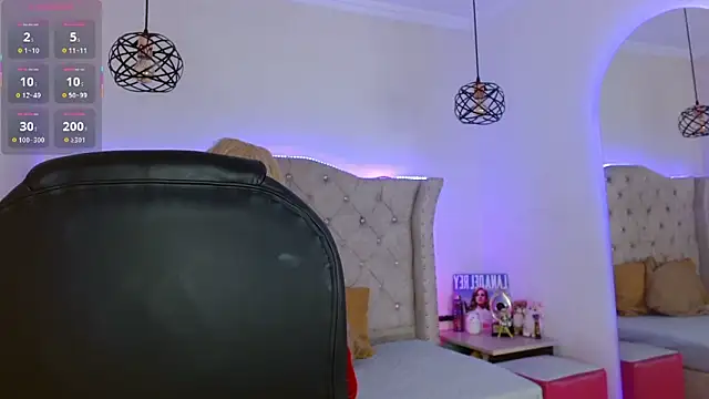 Charlotte Jones   online show from December 2025 11:32:01 AM