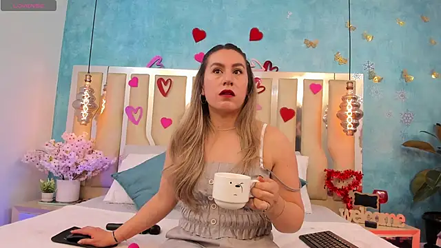 RubbyTaylor online show from February 2026 05:02:02 PM