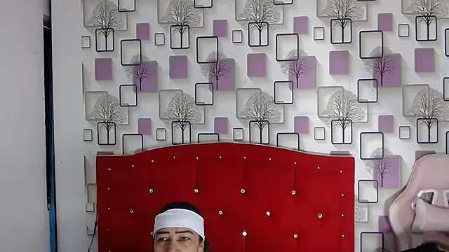 LITLESTAR online show from November 2025 03:27:01 PM