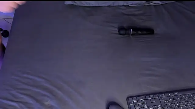 Elsalombardi  online show from February 2025 04:49:02 PM
