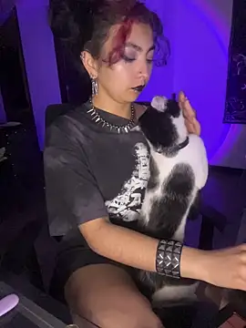  Gothiccbitch  online show from November 2025 04:33:02 AM