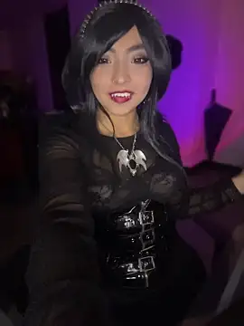  Gothiccbitch  online show from May 2026 05:37:02 AM