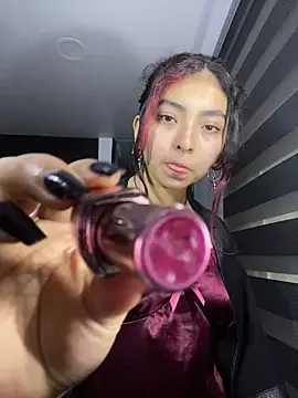 Snapshot of _Gothiccbitch_ chatting on December 2024 06:10:02 AM  Gothiccbitch  online show from December 2024 06:10:02 AM