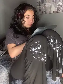 Snapshot of _Gothiccbitch_ chatting on March 2025 09:15:02 AM  Gothiccbitch  online show from March 2025 09:15:02 AM