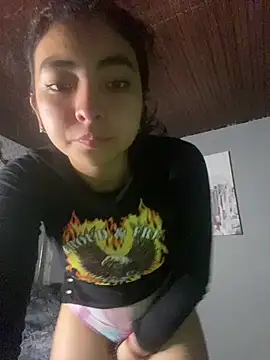 Snapshot of _Gothiccbitch_ chatting on March 2025 03:02:02 AM  Gothiccbitch  online show from March 2025 03:02:02 AM