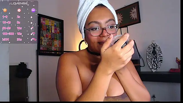 Rachell  420 online show from April 2026 11:17:02 PM