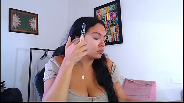 Snapshot of Rachell__420 chatting on December 2025 12:19:02 PM Rachell 420 online show from December 2025 12:19:02 PM