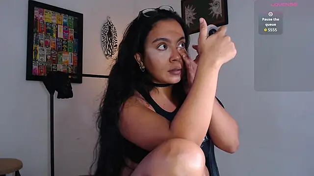 Snapshot of Rachell__420 chatting on May 2026 12:37:01 PM Rachell 420 online show from May 2026 12:37:01 PM