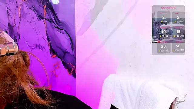 Snapshot of kristal_blond chatting on February 2026 04:26:02 AM kristal blond online show from February 2026 04:26:02 AM