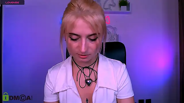 Snapshot of melisa_white1 chatting on July 2026 07:10:01 PM melisa white1 online show from July 2026 07:10:01 PM