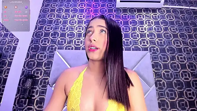 CherryBlossom23 online show from September 2025 01:56:02 AM