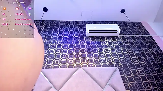 CherryBlossom23 online show from September 2025 01:15:01 AM