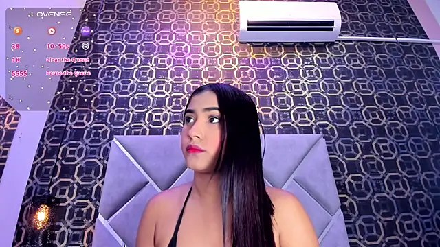 CherryBlossom23 online show from October 2025 01:24:01 AM