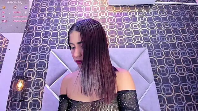 CherryBlossom23 online show from November 2025 01:31:02 AM