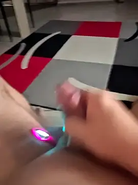 Szeltolo001 online show from December 2025 04:56:02 AM