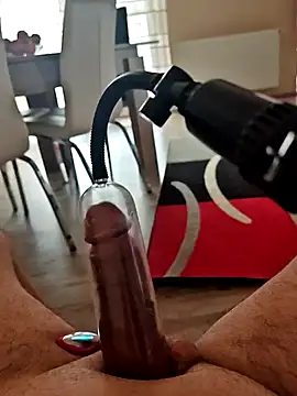 Szeltolo001 online show from April 2026 07:23:01 AM