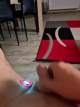 Szeltolo001 online show from March 2026 03:34:01 AM