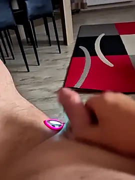 Szeltolo001 online show from April 2026 02:19:01 AM