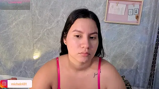 Snapshot of Mia__reys chatting on May 2026 11:58:01 AM Mia reys online show from May 2026 11:58:01 AM