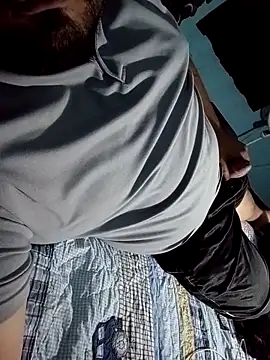 GILBERTHOR92 online show from January 2026 04:39:01 AM