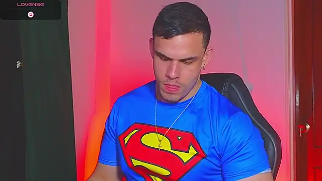 Snapshot of Regansmiths chatting on October 2025 01:27:02 AM Regansmiths online show from October 2025 01:27:02 AM