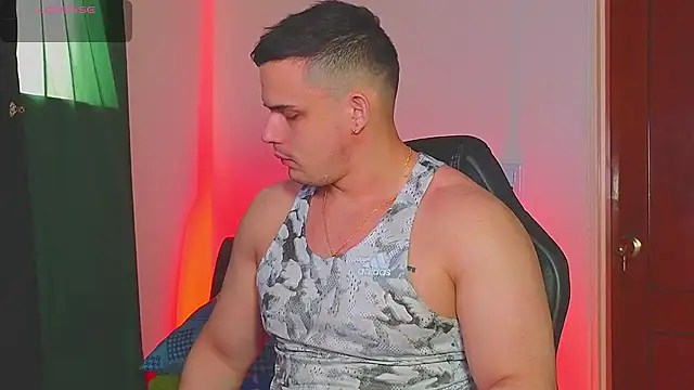 Snapshot of Regansmiths chatting on November 2025 01:04:02 PM Regansmiths online show from November 2025 01:04:02 PM