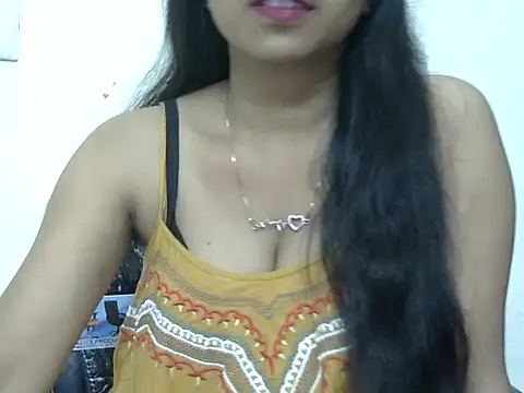 momo lov online show from October 2025 04:57:01 AM